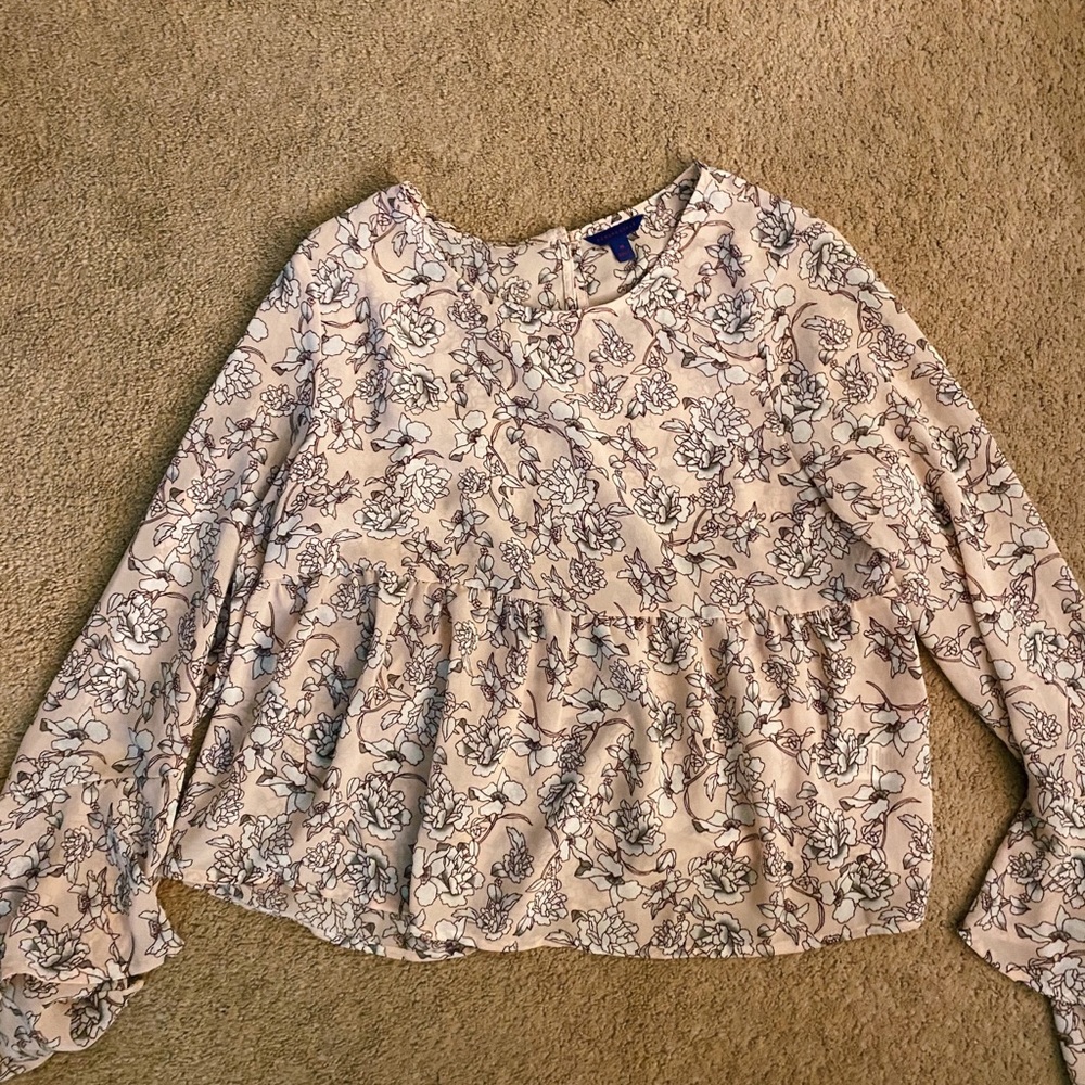 Floral flowy top